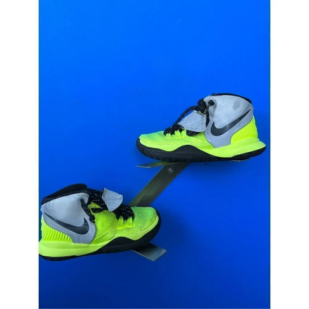 Nike Kyrie 6 Cross (GS) Basketball Shoes Big Kids Volt Silver CN8581-704 Sz 11C
